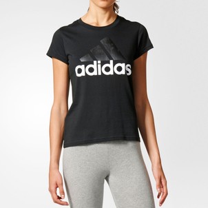 tenue de sport pour femme adidas