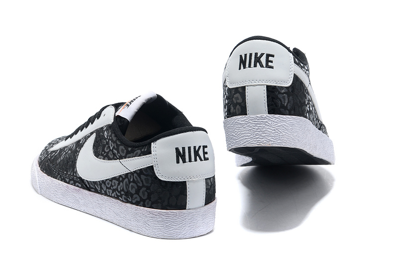 nike femme blanche et noir